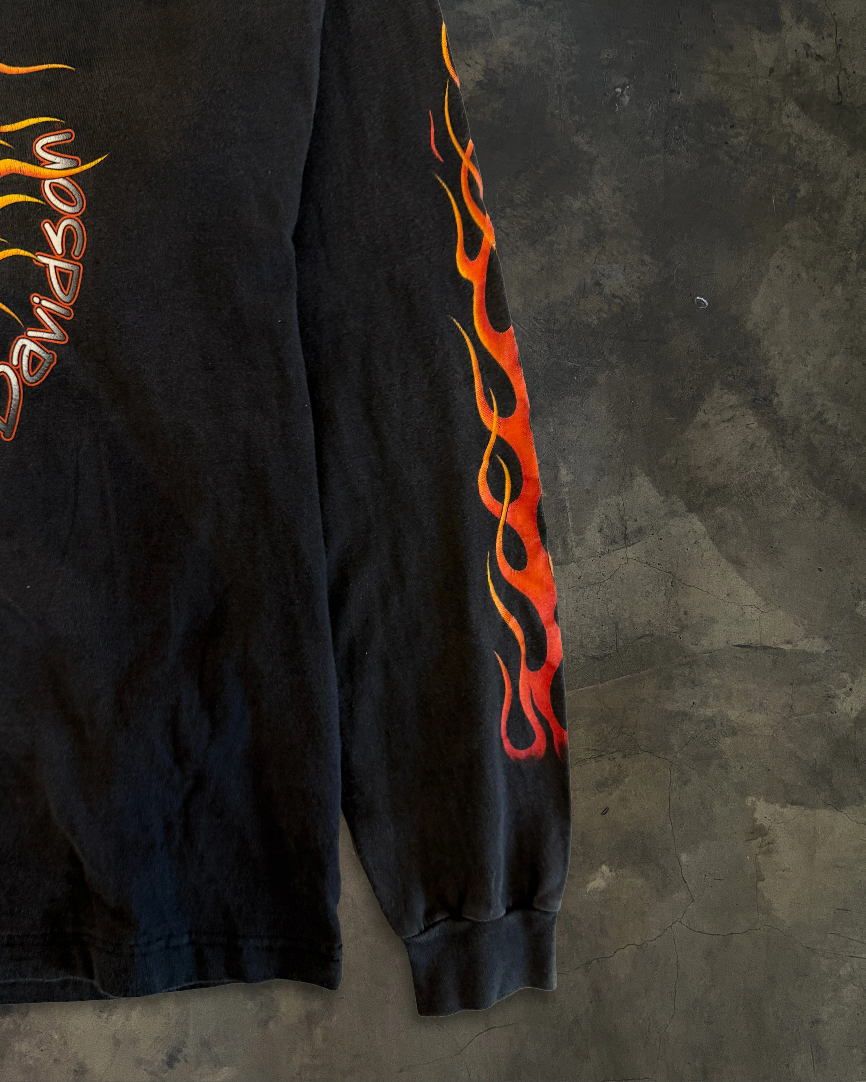 1990s HARLEY DAVIDSON "IRON BLOCK" EAGLE FLAME LONG SLEEVE TEE - Image 3