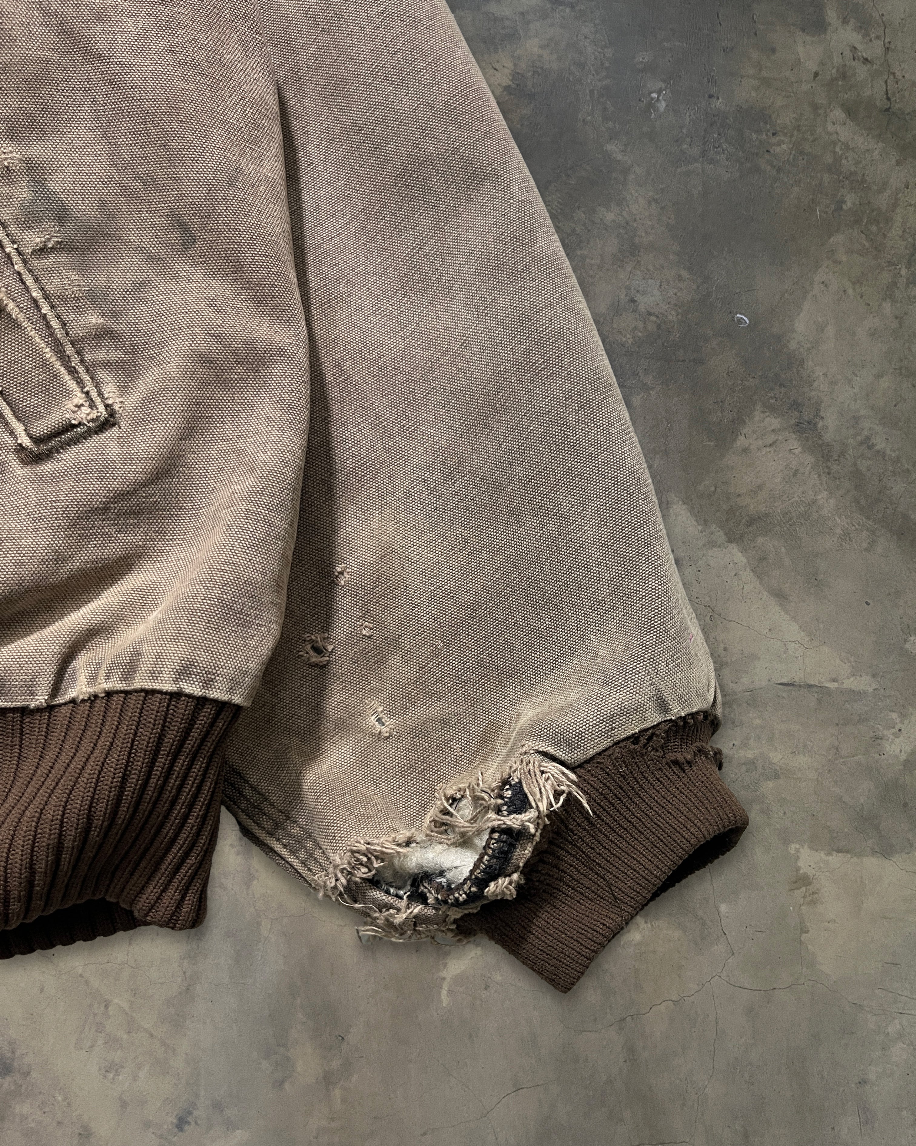 CARHARTT THRASHED SANTA FE JACKET - Image 4