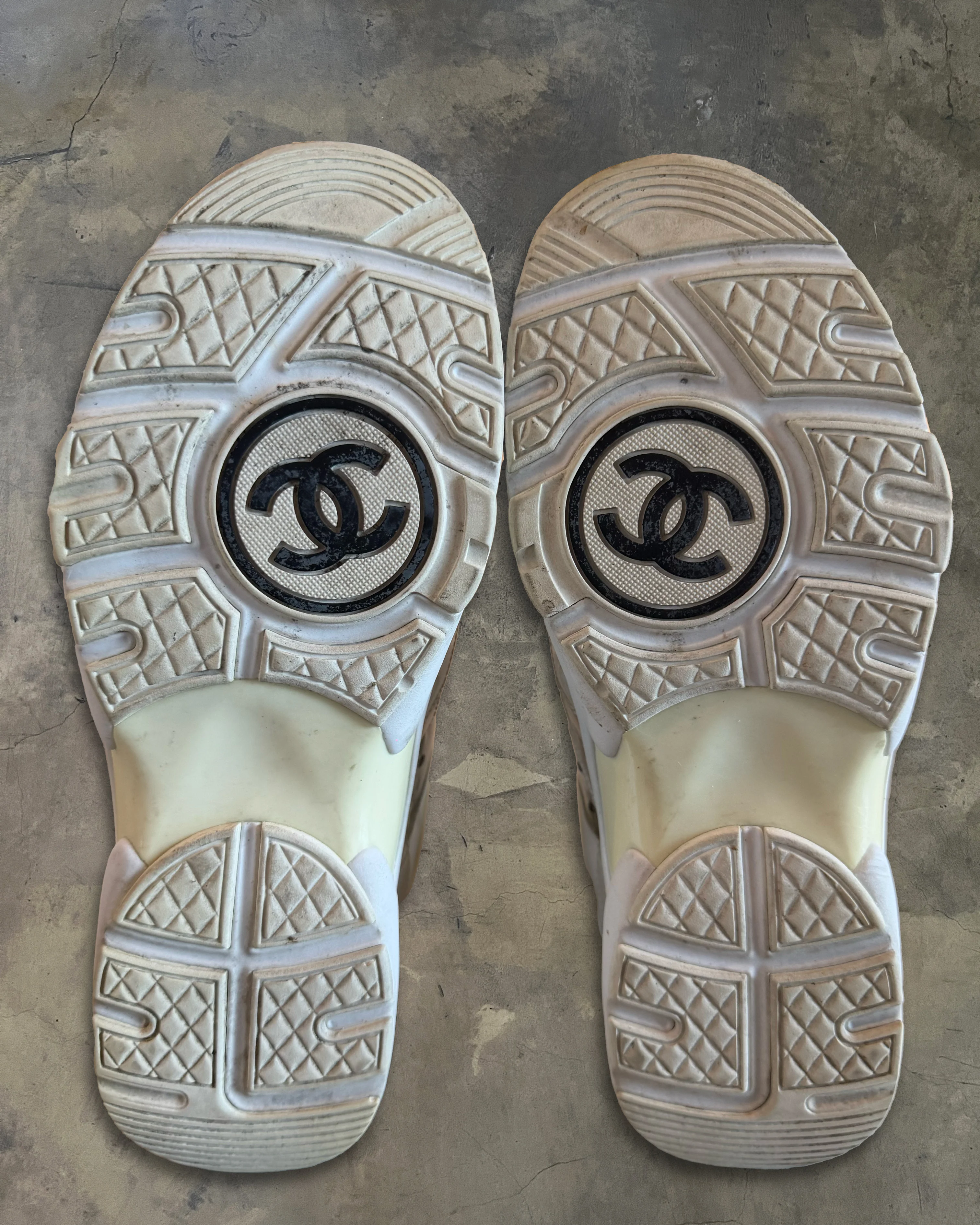 CHANEL SS2018 WHITE TRANSPARENT HIGH TOP SNEAKERS - Image 6