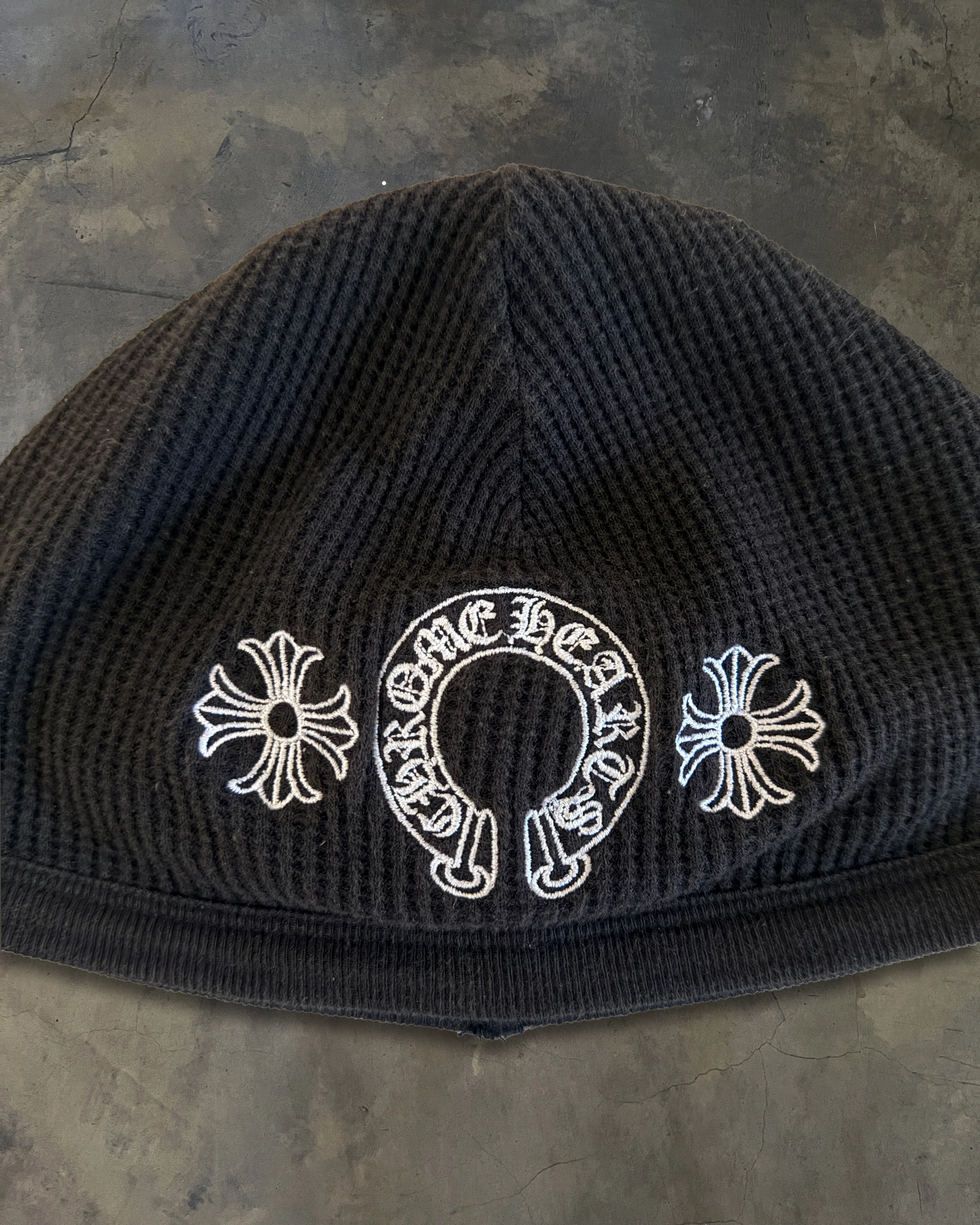 CHROME HEARTS HORSESHOE EMBROIDERED THERMAL BEANIE - Image 2