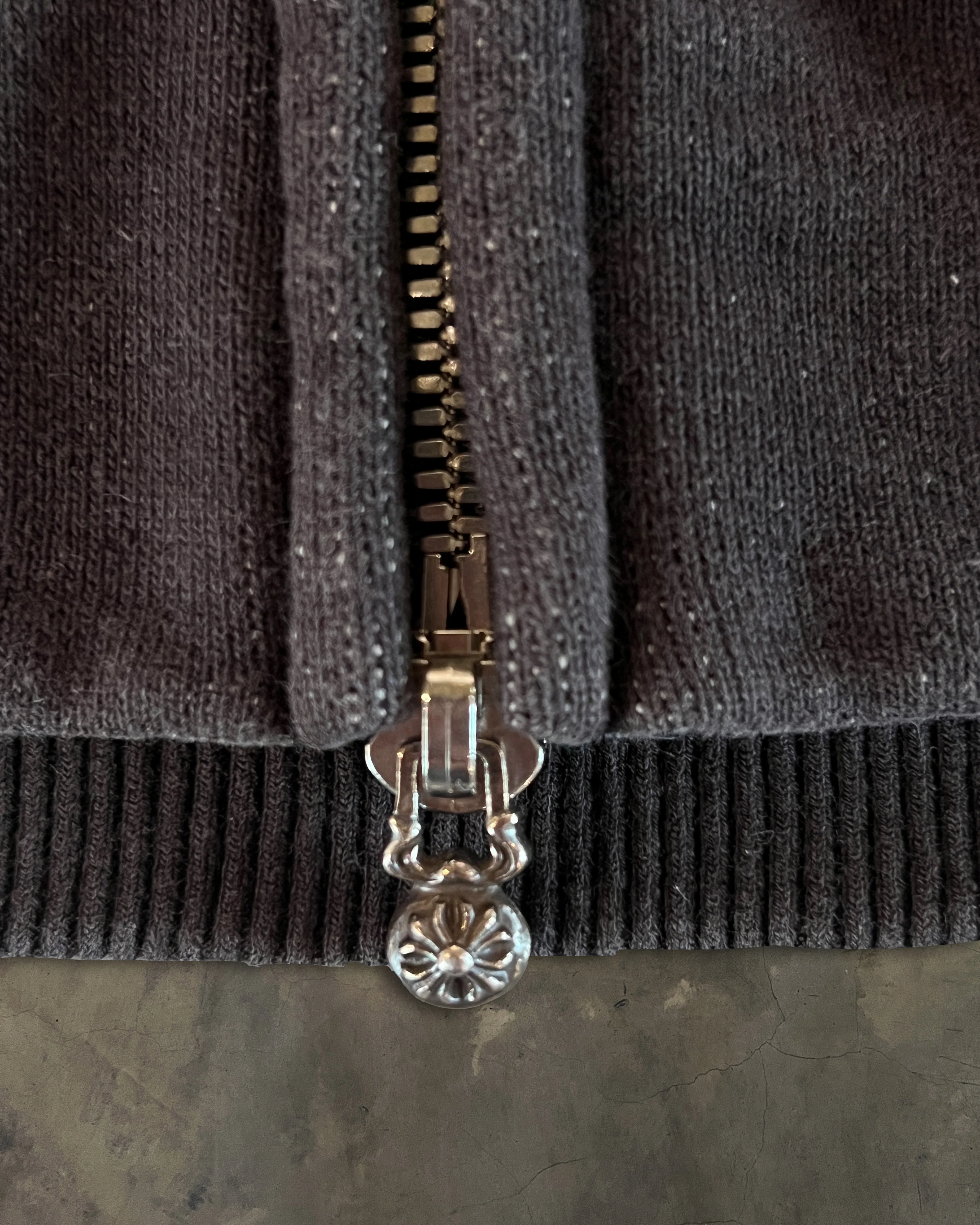 CHROME HEARTS VERTICAL LOGO HOODIE - Image 4