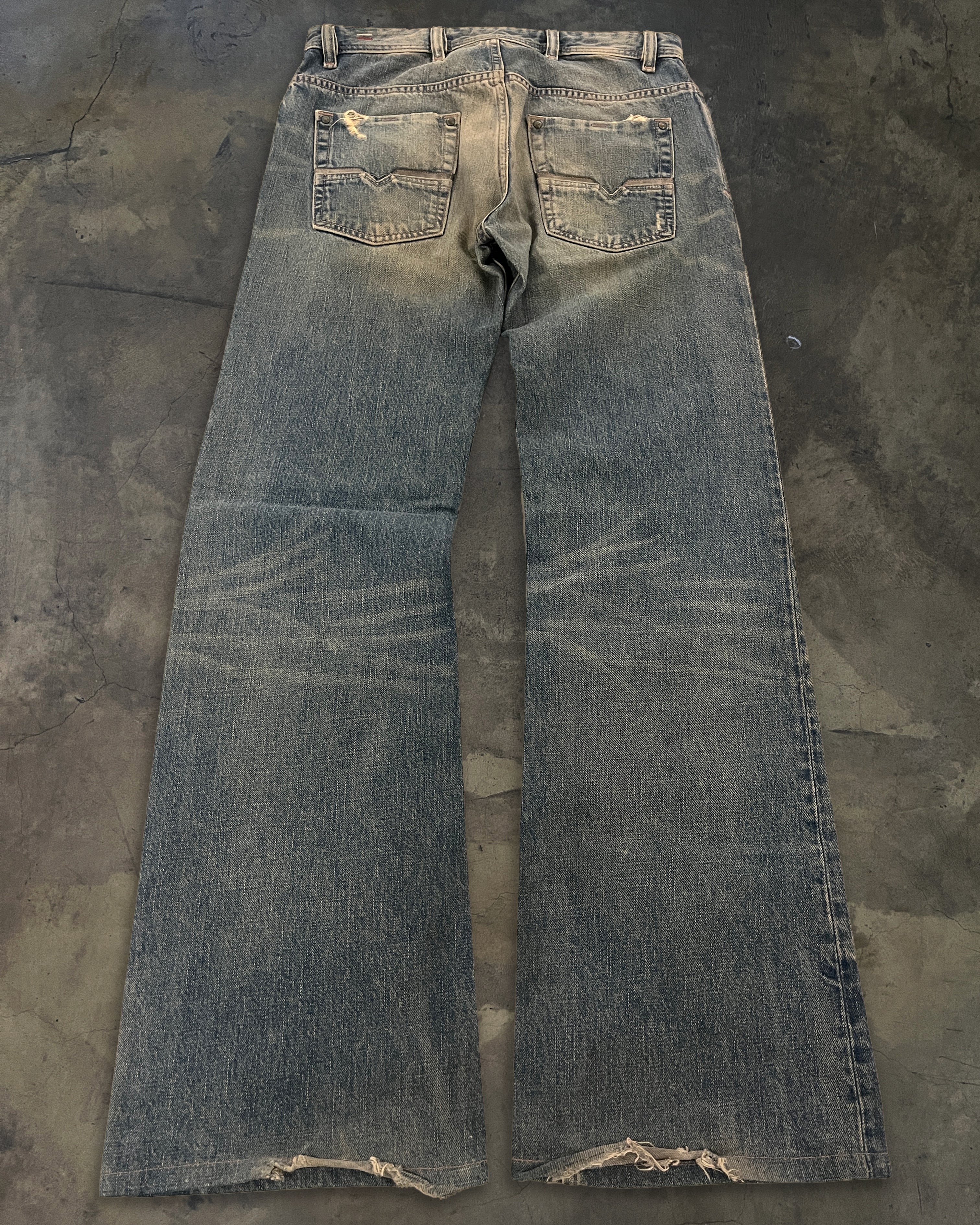 DIESEL BOOTCUT JEANS - Image 4