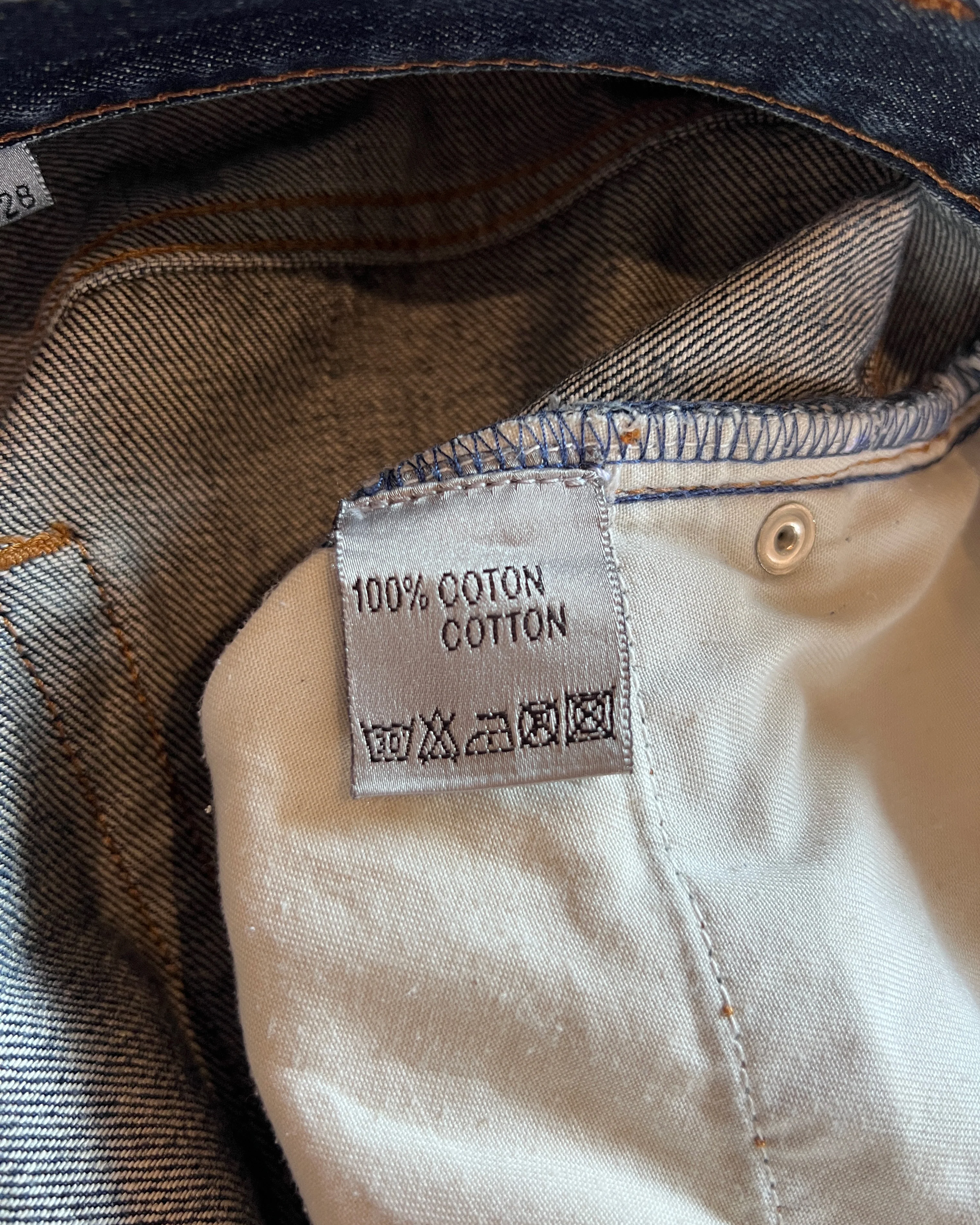 DIOR HOMME SS2005 "BECK" VINTAGE WASH DAUPHIN DENIM - Image 10