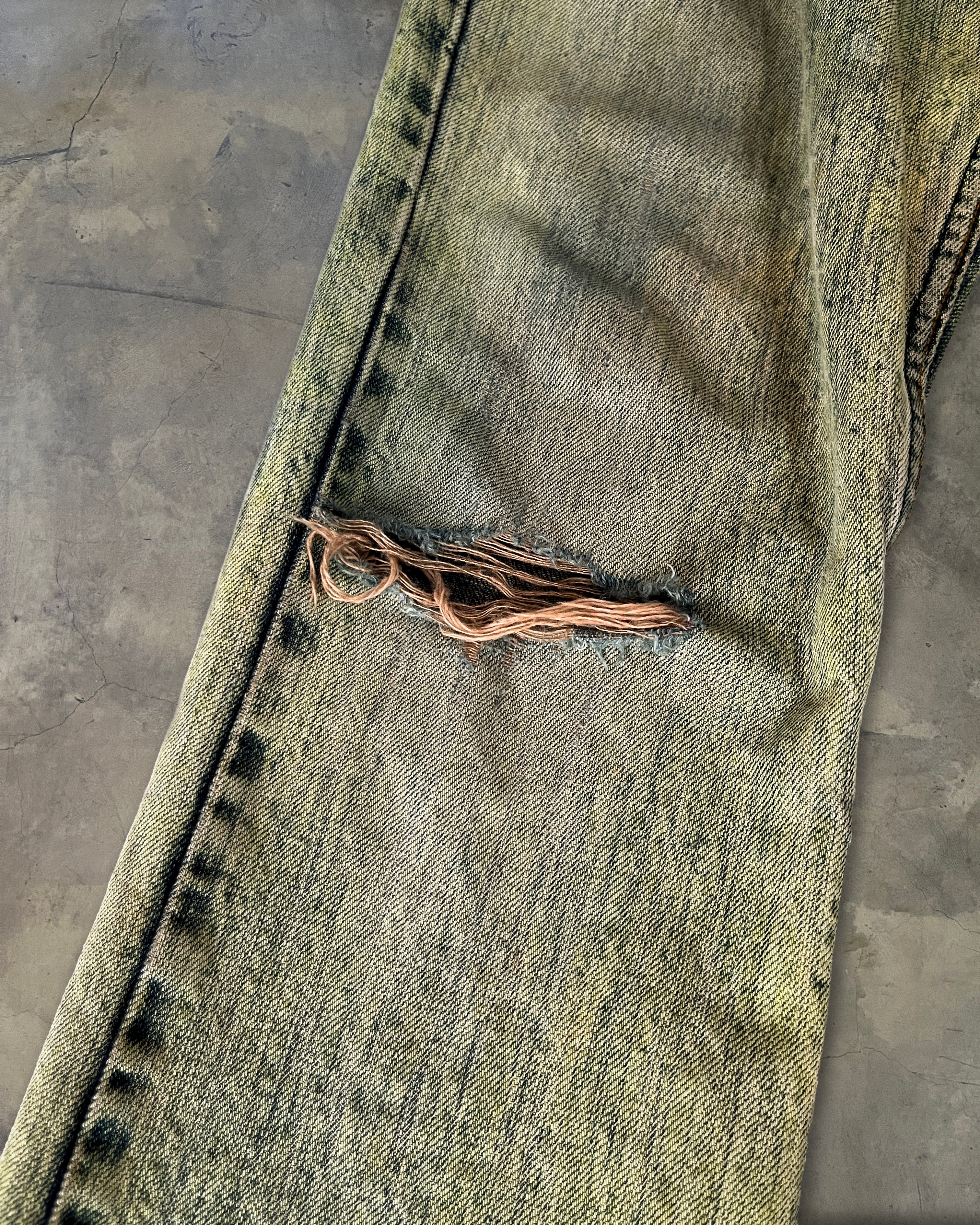 L.G.B ACID WASH WOLF CUT DENIM - Image 3