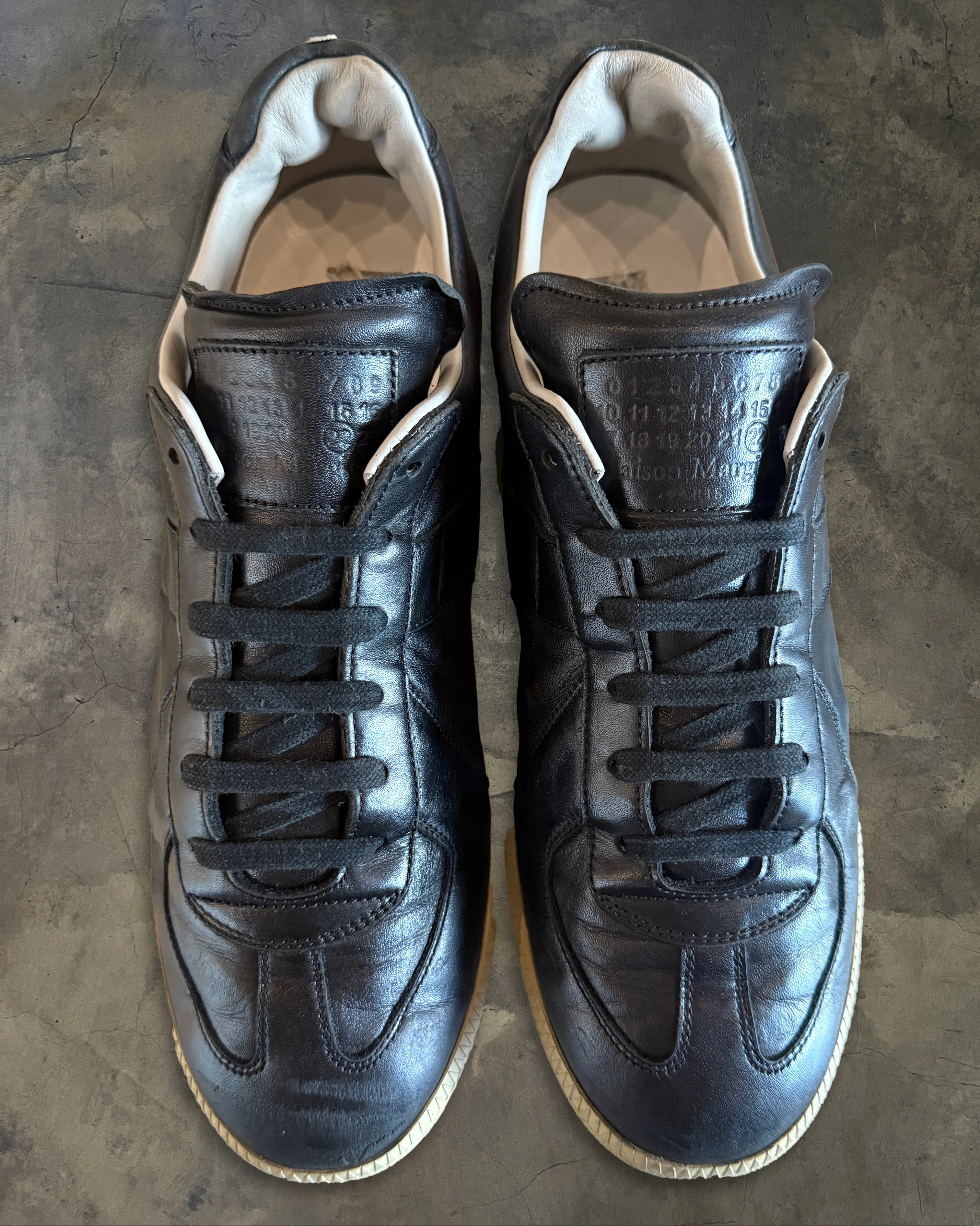 MAISON MARGIELA BLACK GAT 43 - Image 2
