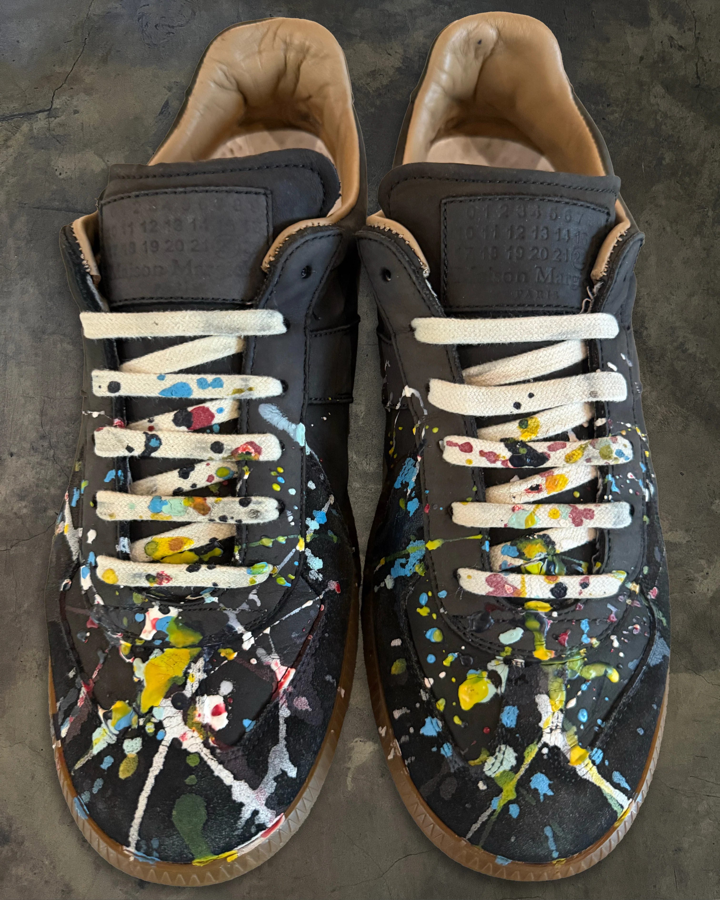 MAISON MARGIELA BLACK SPLATTER GAT 42 - Image 2