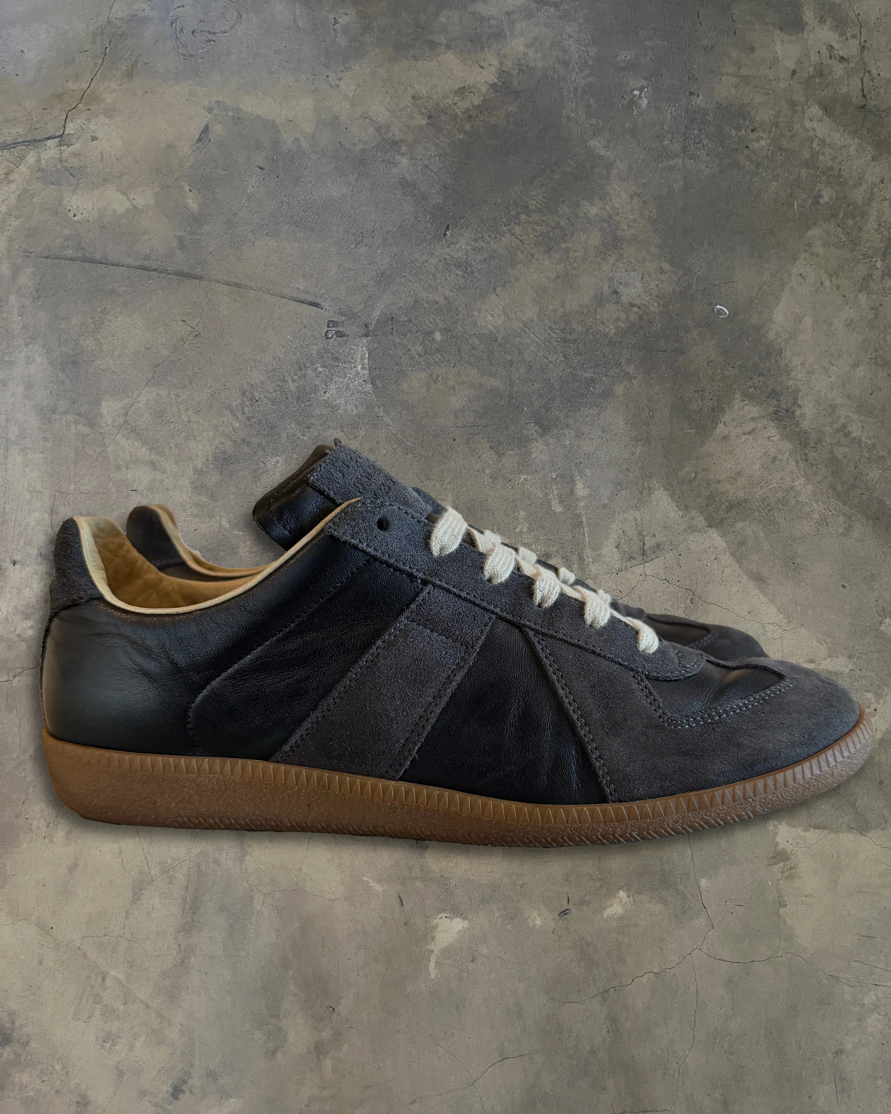 MAISON MARGIELA GAT 41 BLACK - Image 3