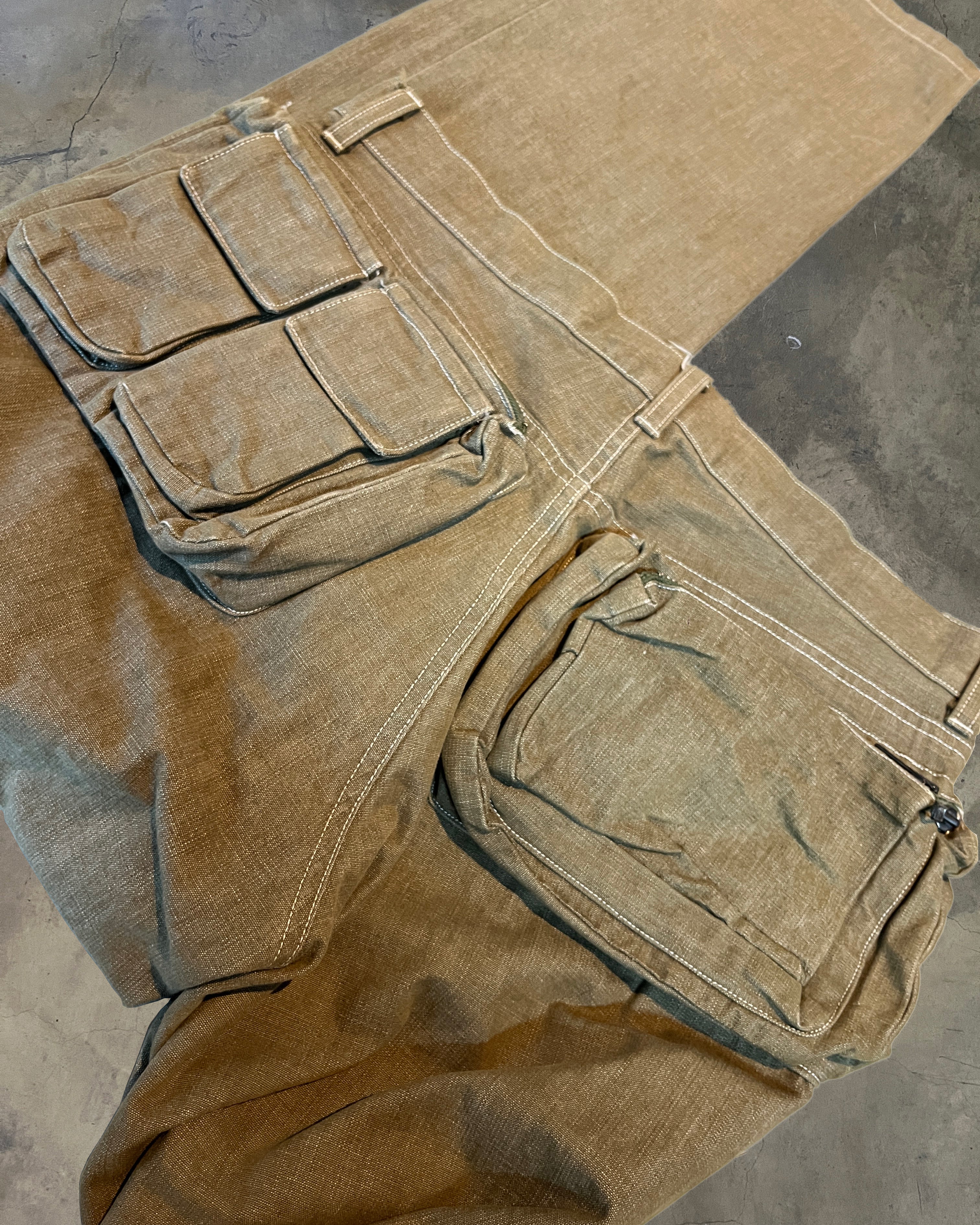 MILKBOY MULTI-POCKETED PANTS - Image 4