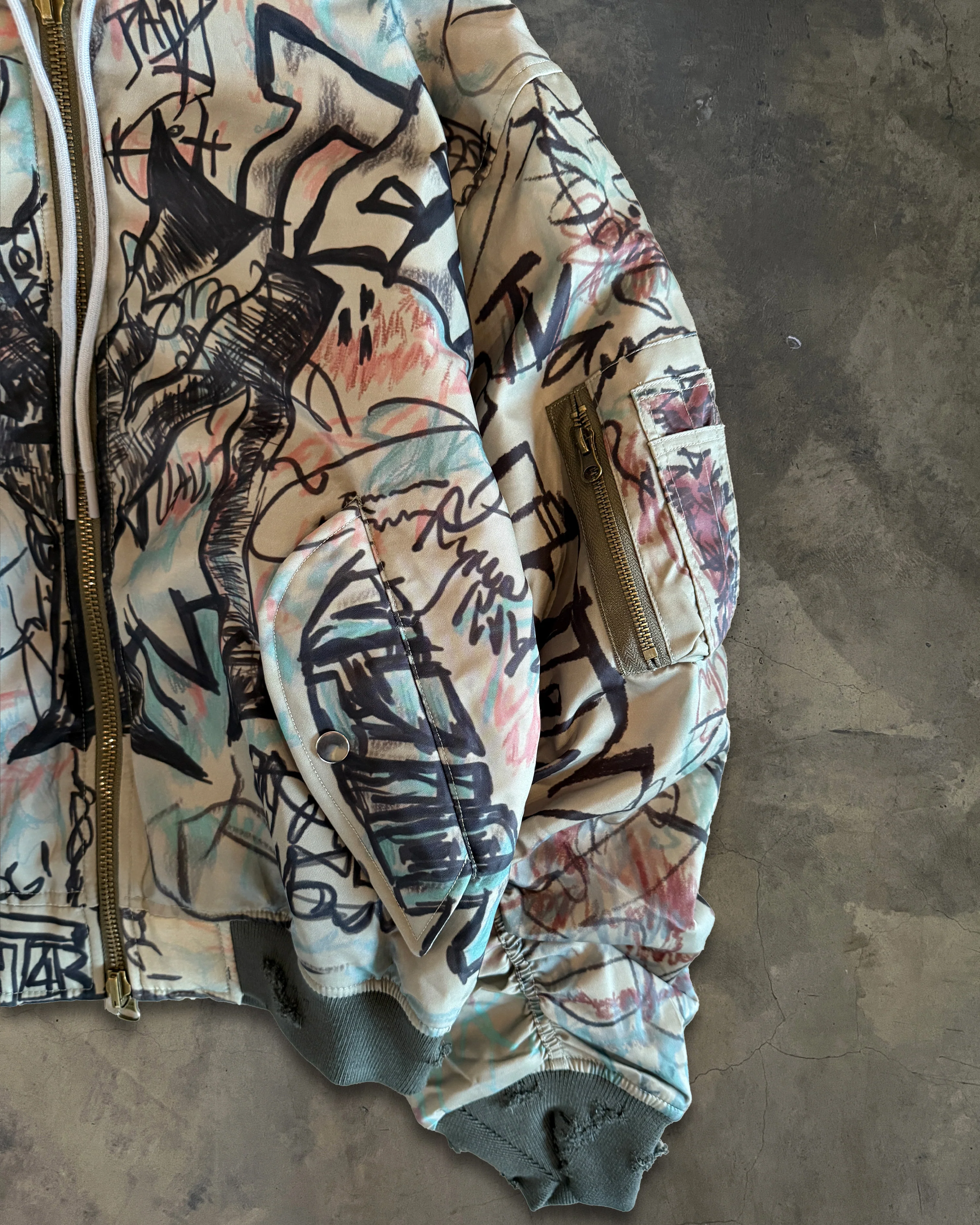 MOWALOLA GRAFFITI REVERSIBLE BOMBER S - Image 3