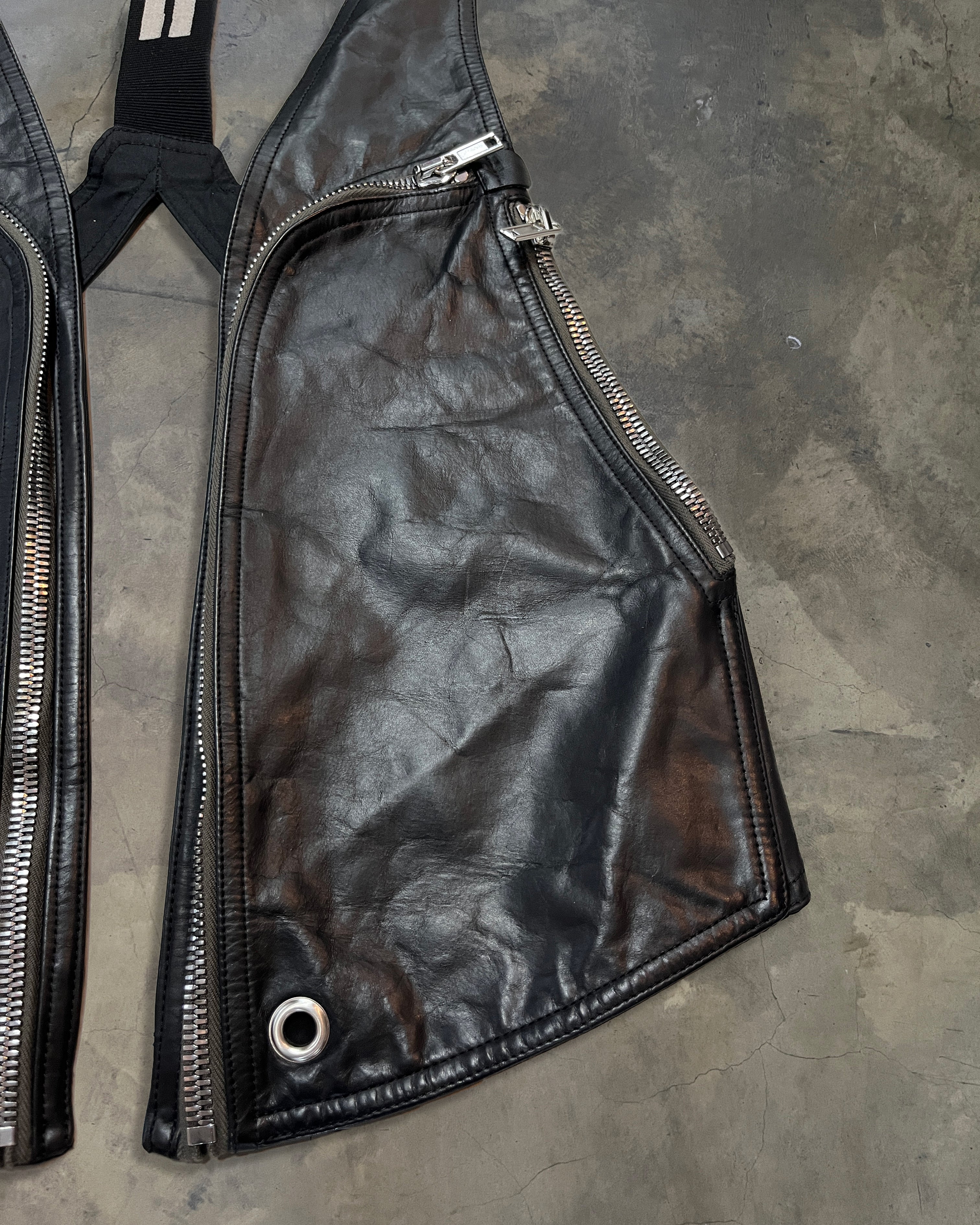 RICK OWENS SS2022 “FOGACHINE” BAUHAUS VEST - Image 3
