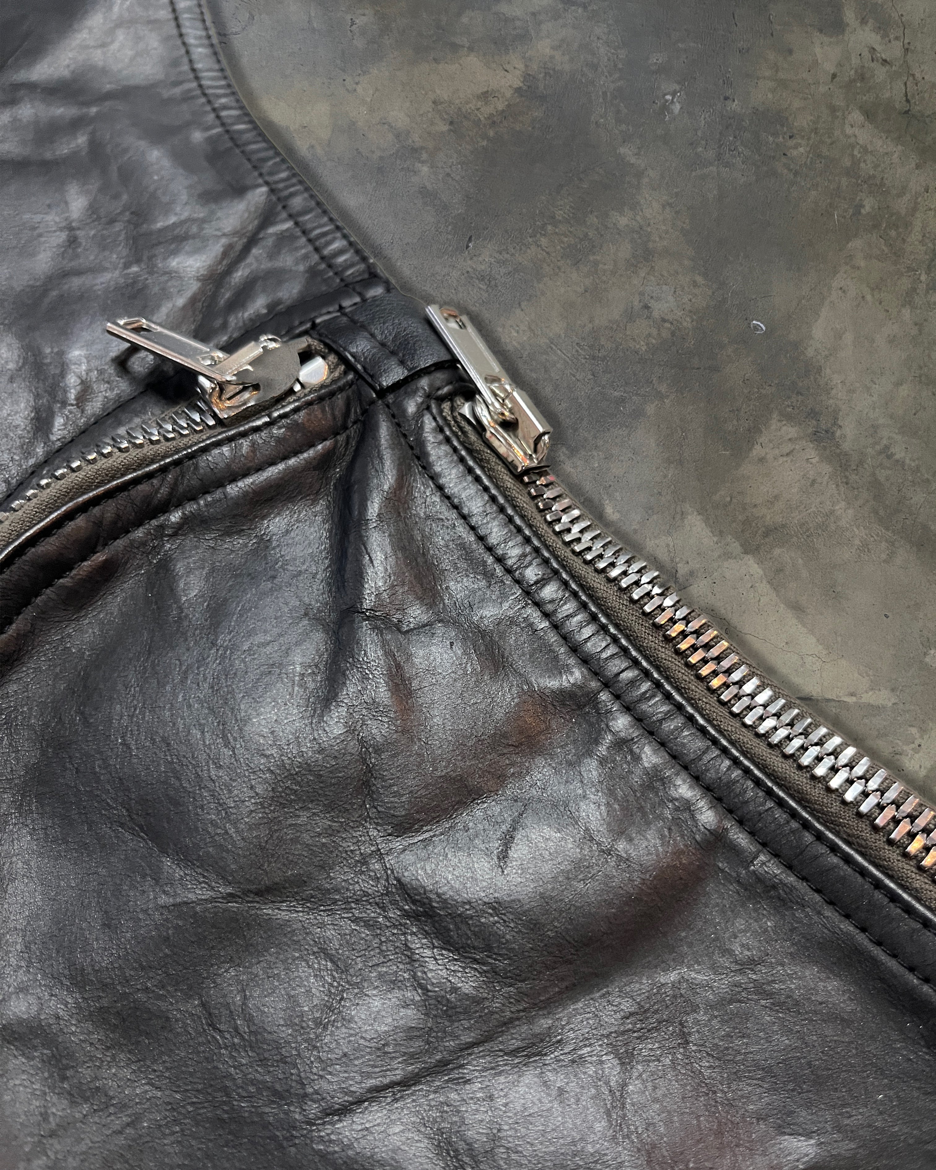 RICK OWENS SS2022 “FOGACHINE” BAUHAUS VEST - Image 5