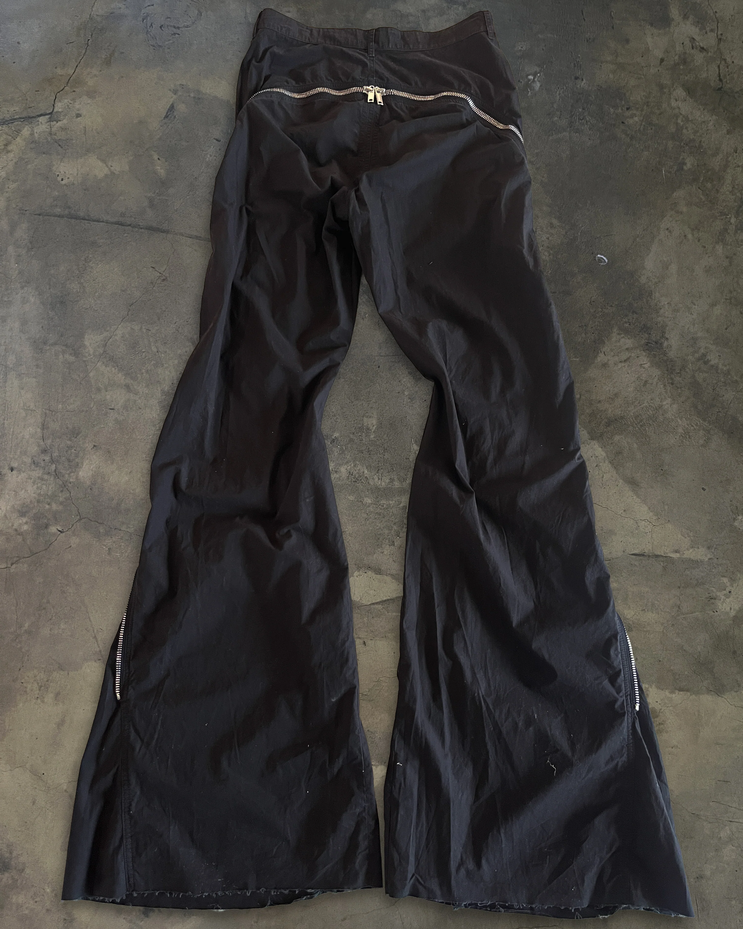 RICK OWENS SS2024 "LIDO" BOLAN BANANA CUT PANTS - Image 5