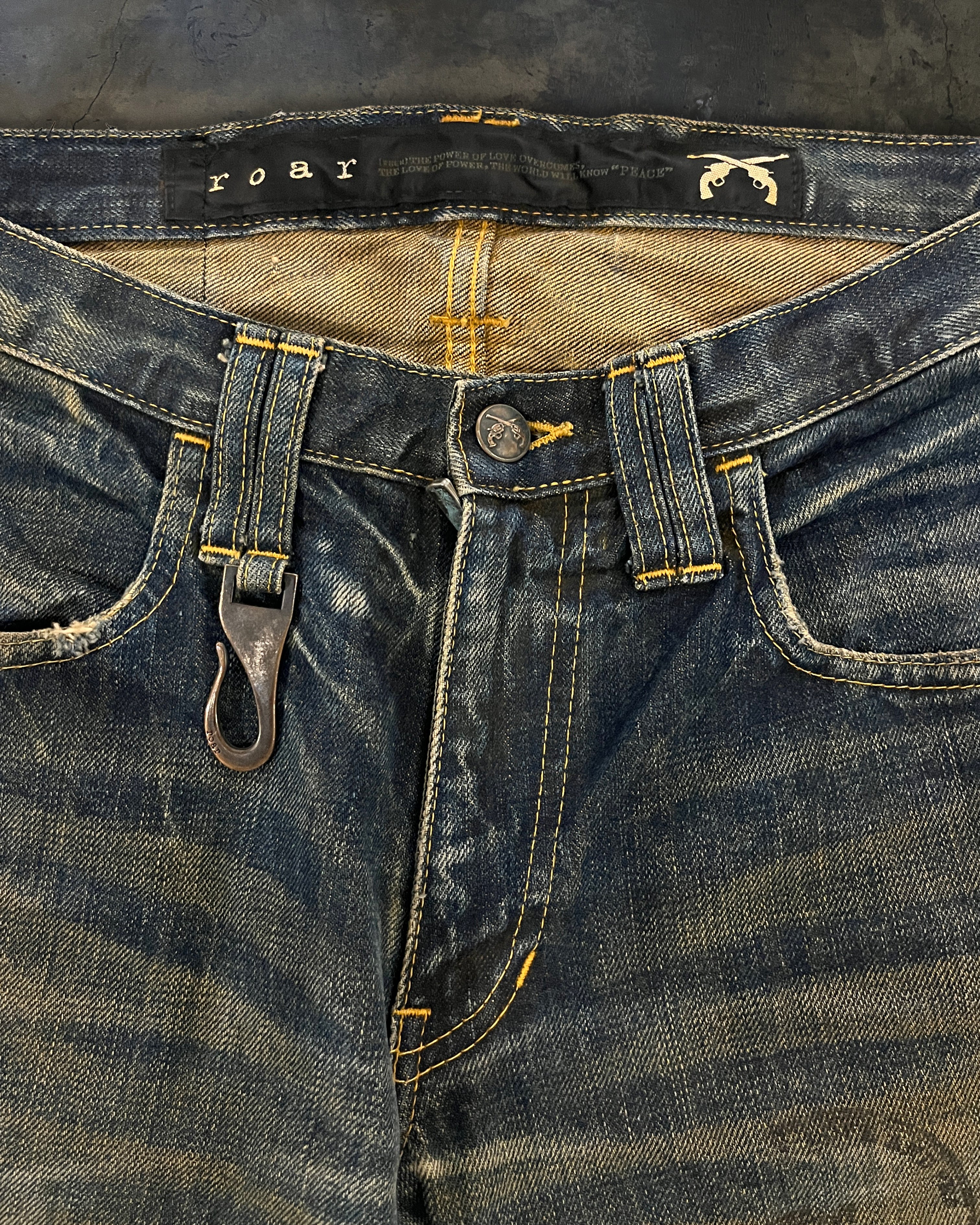 ROAR GUNS MUDWASH DENIM - Image 4