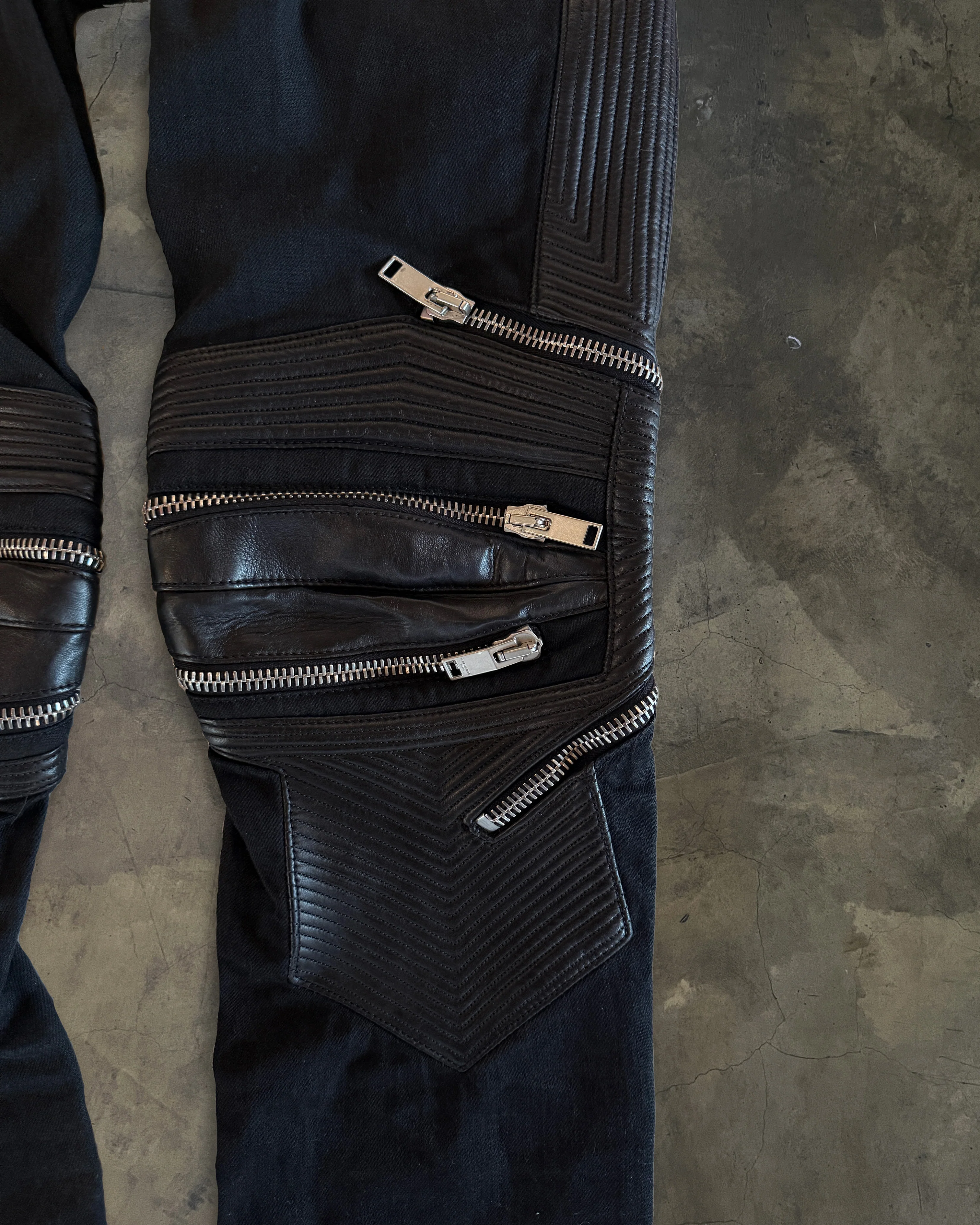 SAINT LAURENT SS2014 D04 LEATHER KNEE EMBELLISHMENTS BIKER DENIM - Image 2
