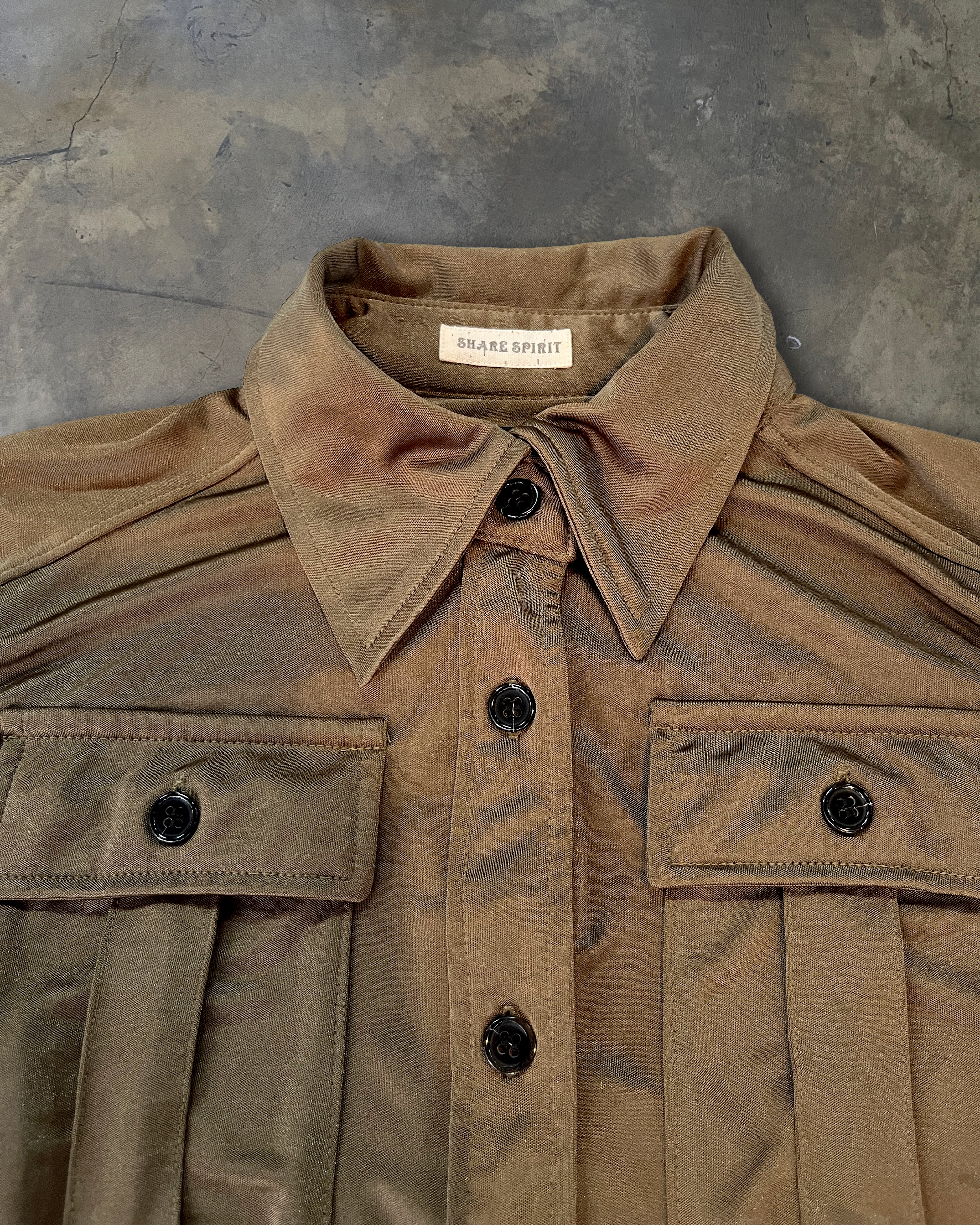 SHARE SPIRIT LACE BUTTON UP - Image 4