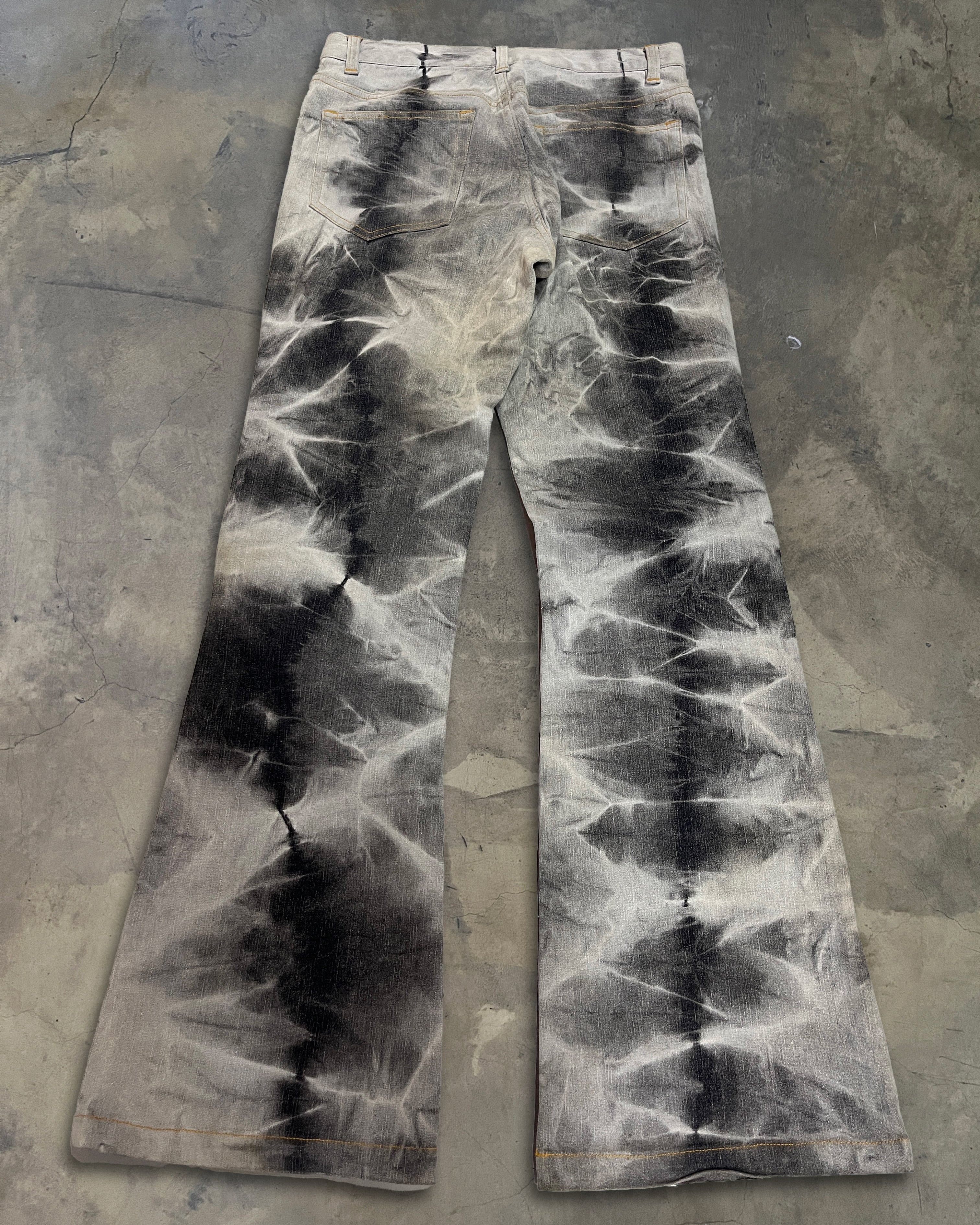 TORNADO MART FLARED TIE DYE DENIM ★★★ - Image 4