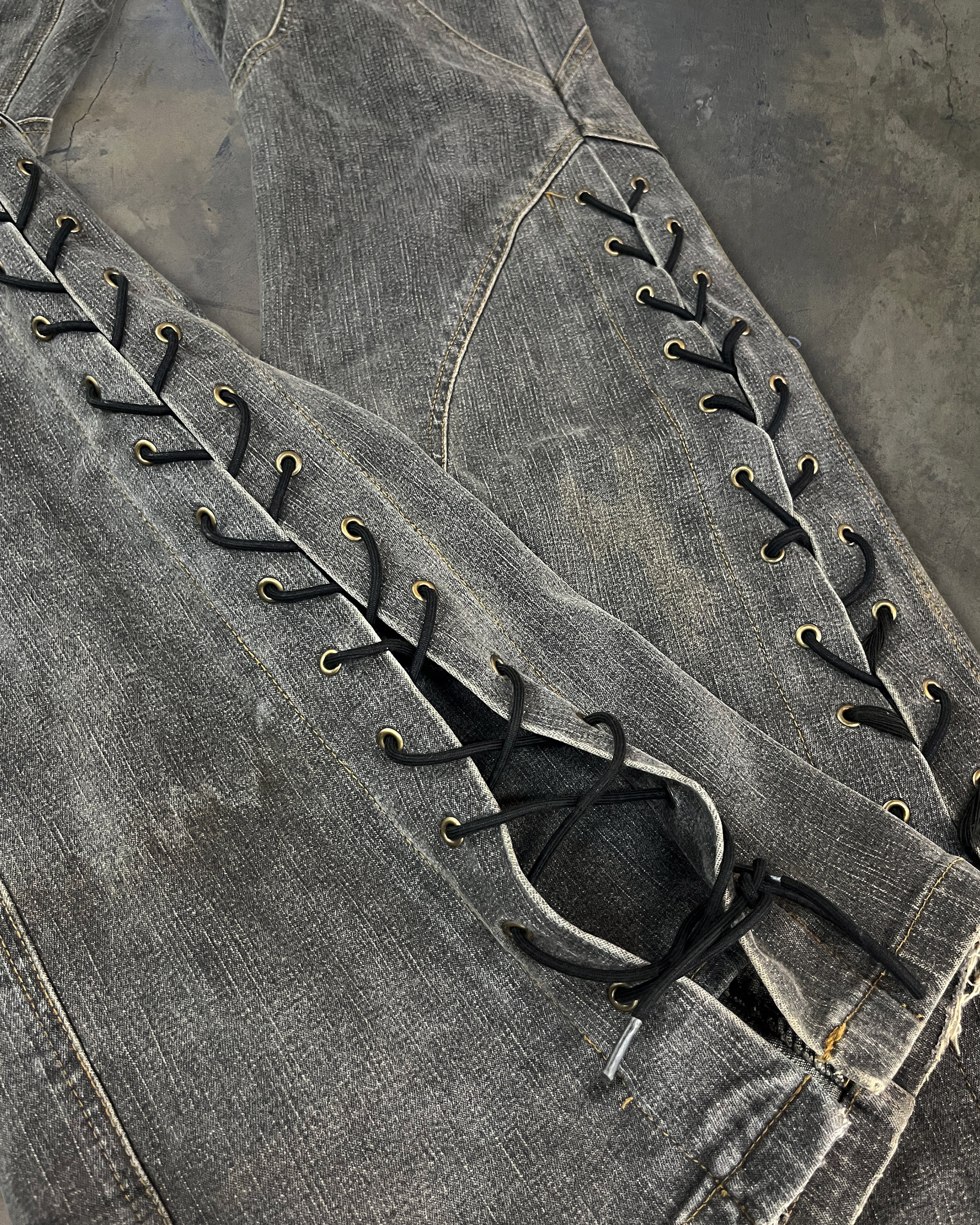 TORNADO MART LACED FLARE DENIM - Image 4