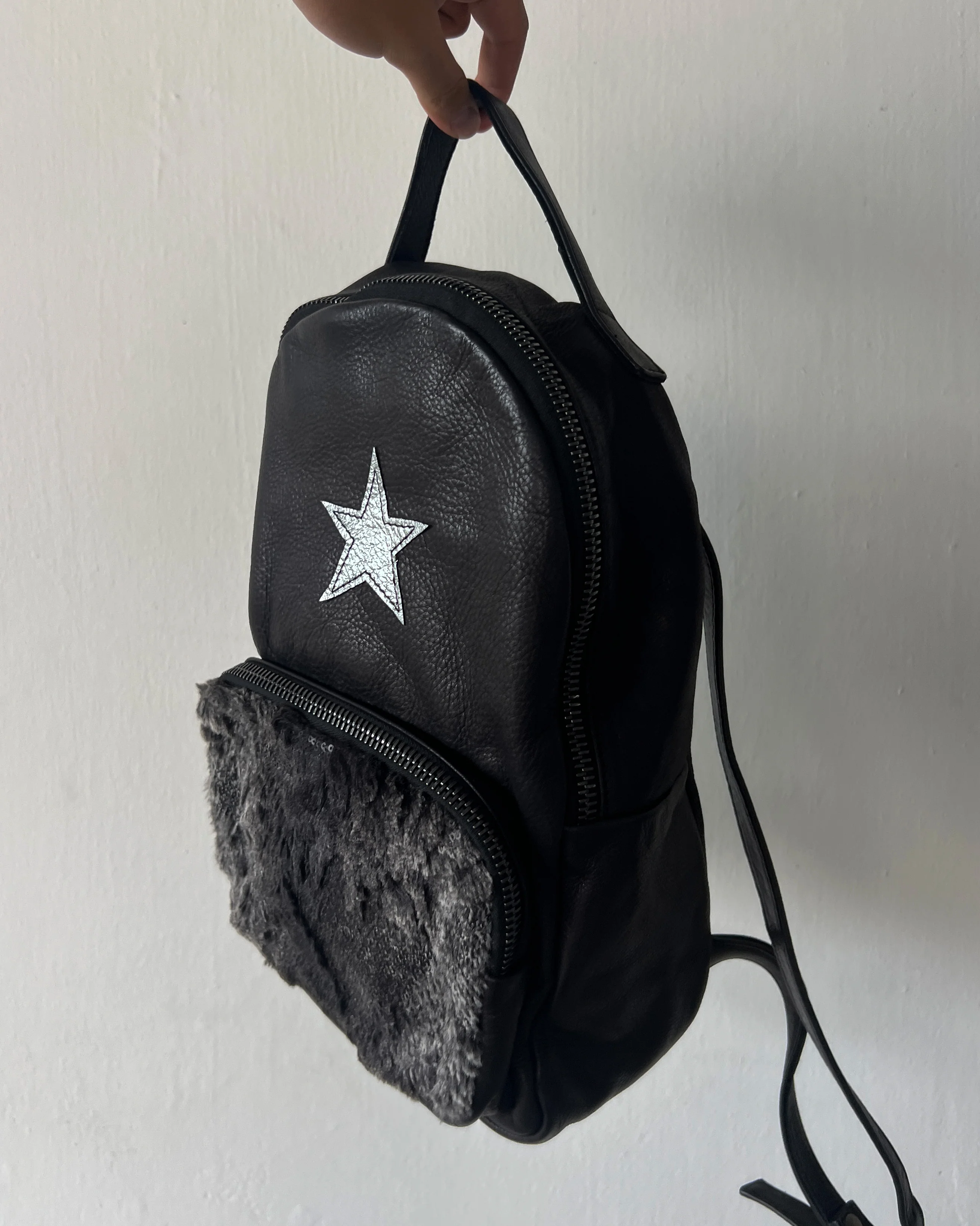 WLG BY GIORGIO BRATO SEQUINED FUR BOOK BAG - Image 2